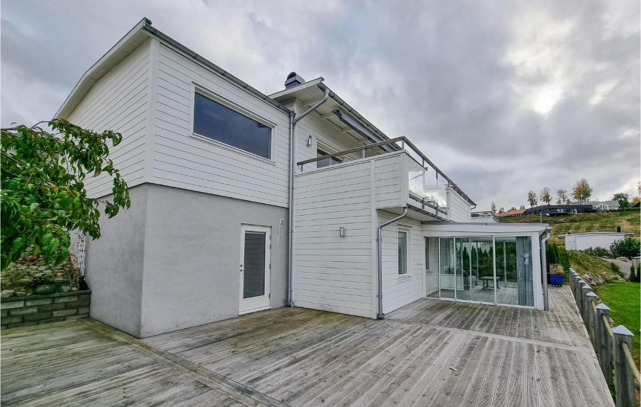 Holiday home 3 Bedroom Lovely In *